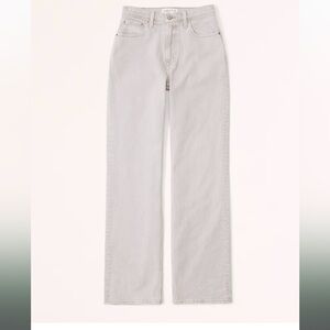 Abercrombie & Fitch - Curve Love High Rise 90s Relaxed Light Gray Jeans - NWT